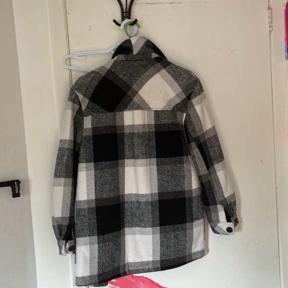 GARAGE OVERSIZED PLAID JACKET - Picture 2 of 4